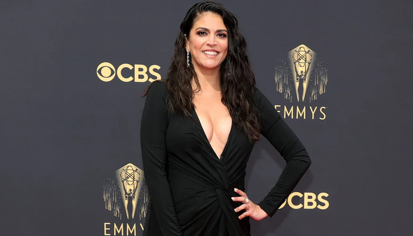 Cecily Strong: A Deep Dive into Her Career, Impact, and Standout Performances on SNL