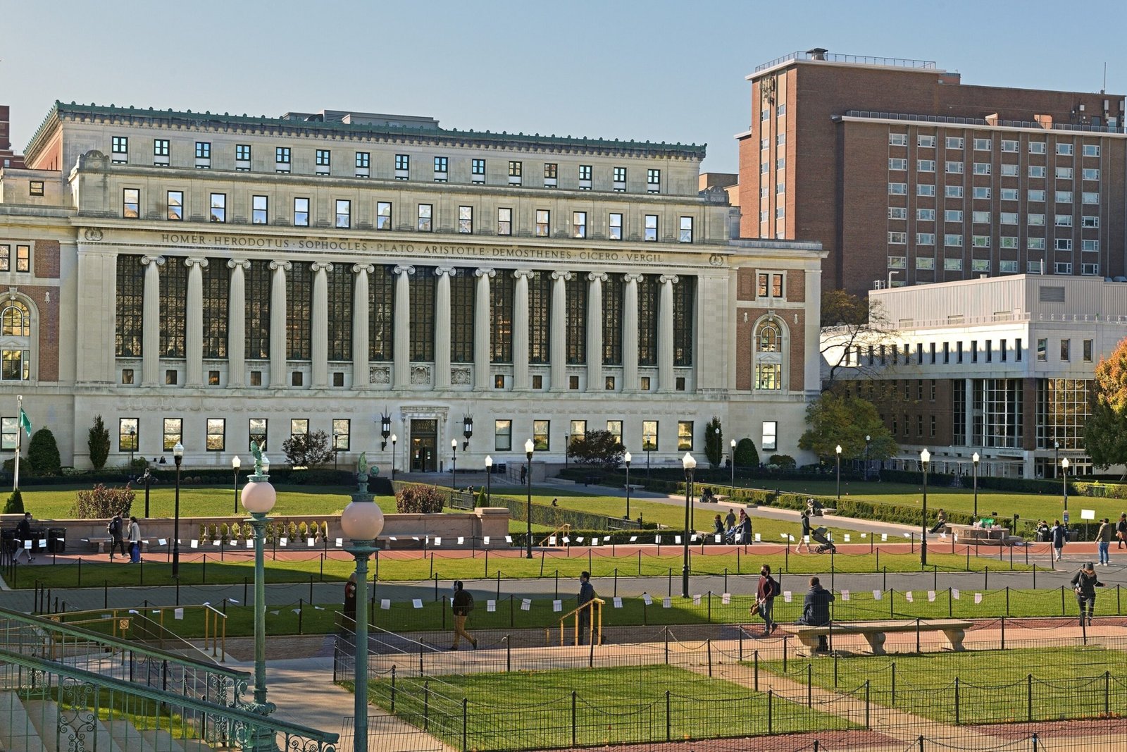 ICE Arrest to Palestinian Activist with Green Card at Columbia University: Lawyer

