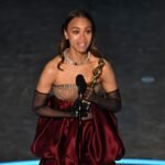 Zoe Saldaña makes history with the Oscar for best cast actress