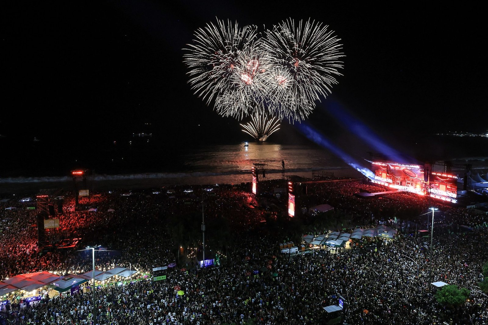 The Brazilian police arrest 2 suspects for the plot of bombs directed to the Lady Gaga concert in Rio

