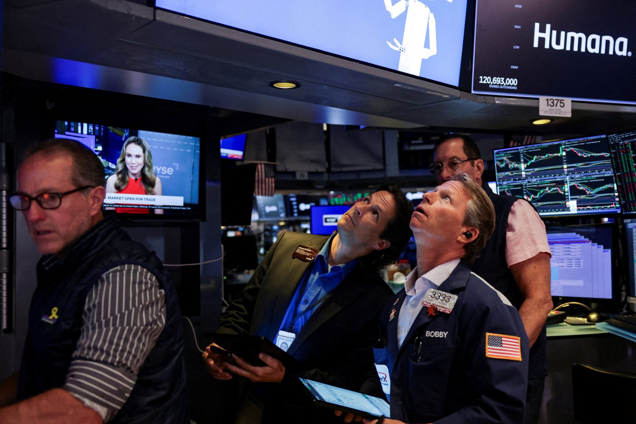 Stocks close lower after Trump's new tariffs, weak jobs report

