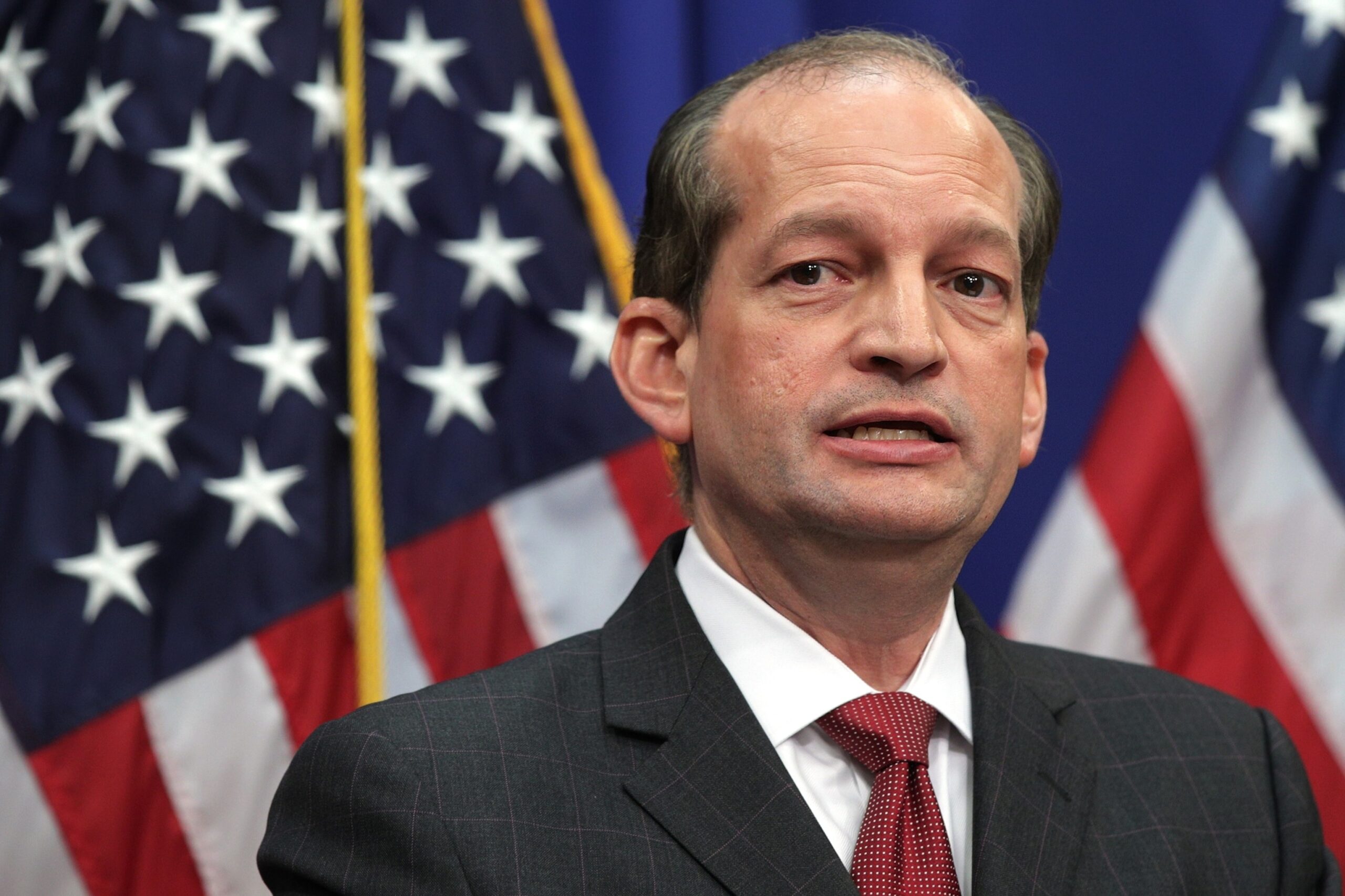 Alex Acosta, former US prosecutor who negotiated Epstein's guilt agreement, appears before the Supervision Committee of the House of Representatives


