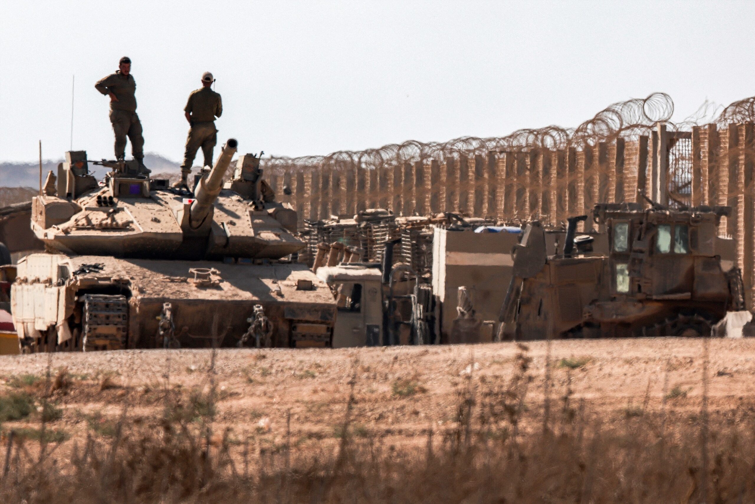 Israel begins the land operation in the city of Gaza, says IDF

