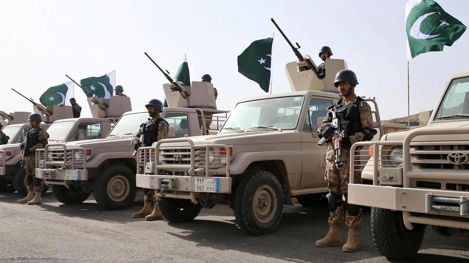 Pakistan, Saudi Arabia sign defense agreement to treat an attack on one as attack on both