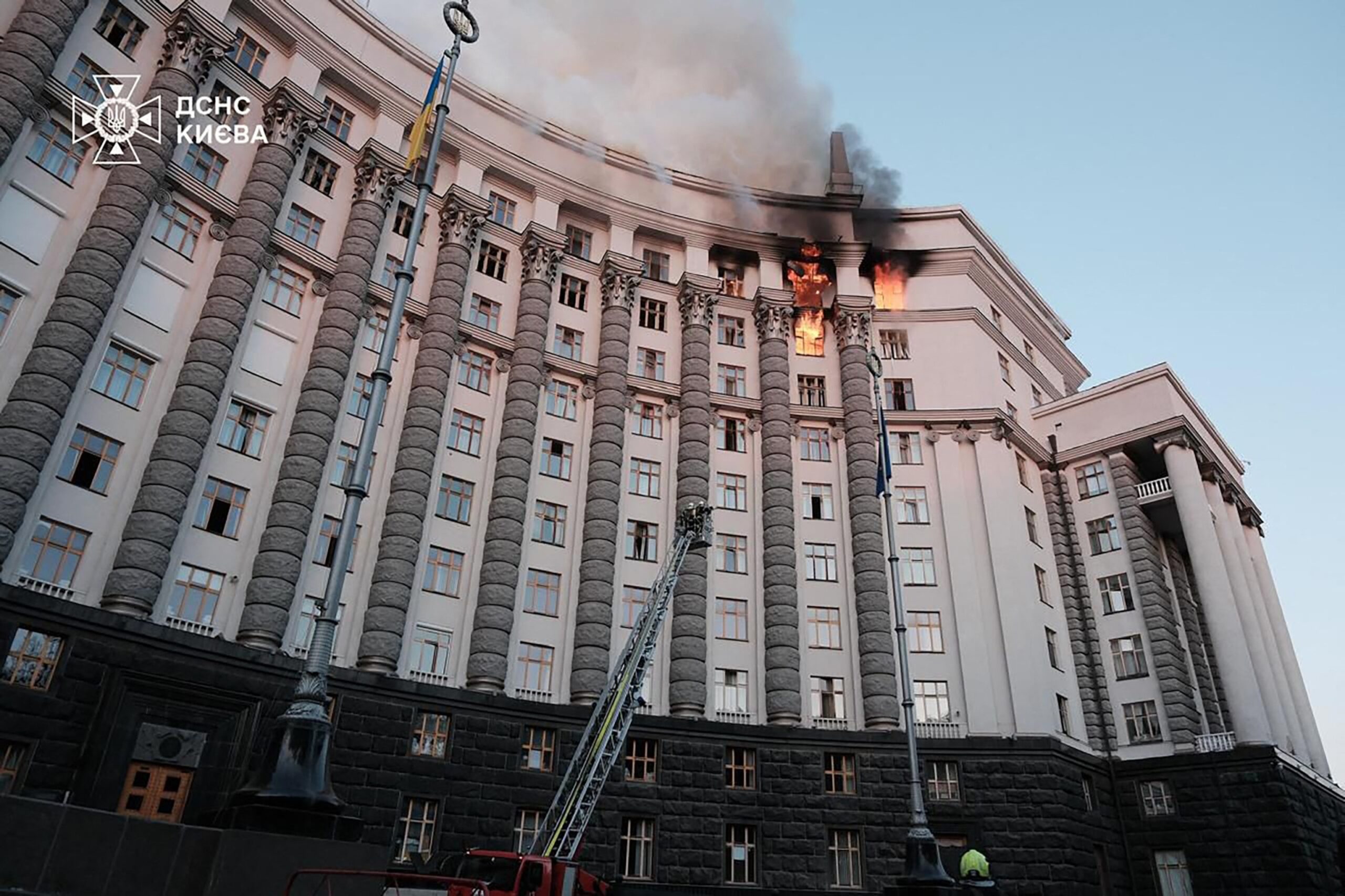 The Ukraine Cabinet building hit the largest Russian war strike, says Zelenskyy

