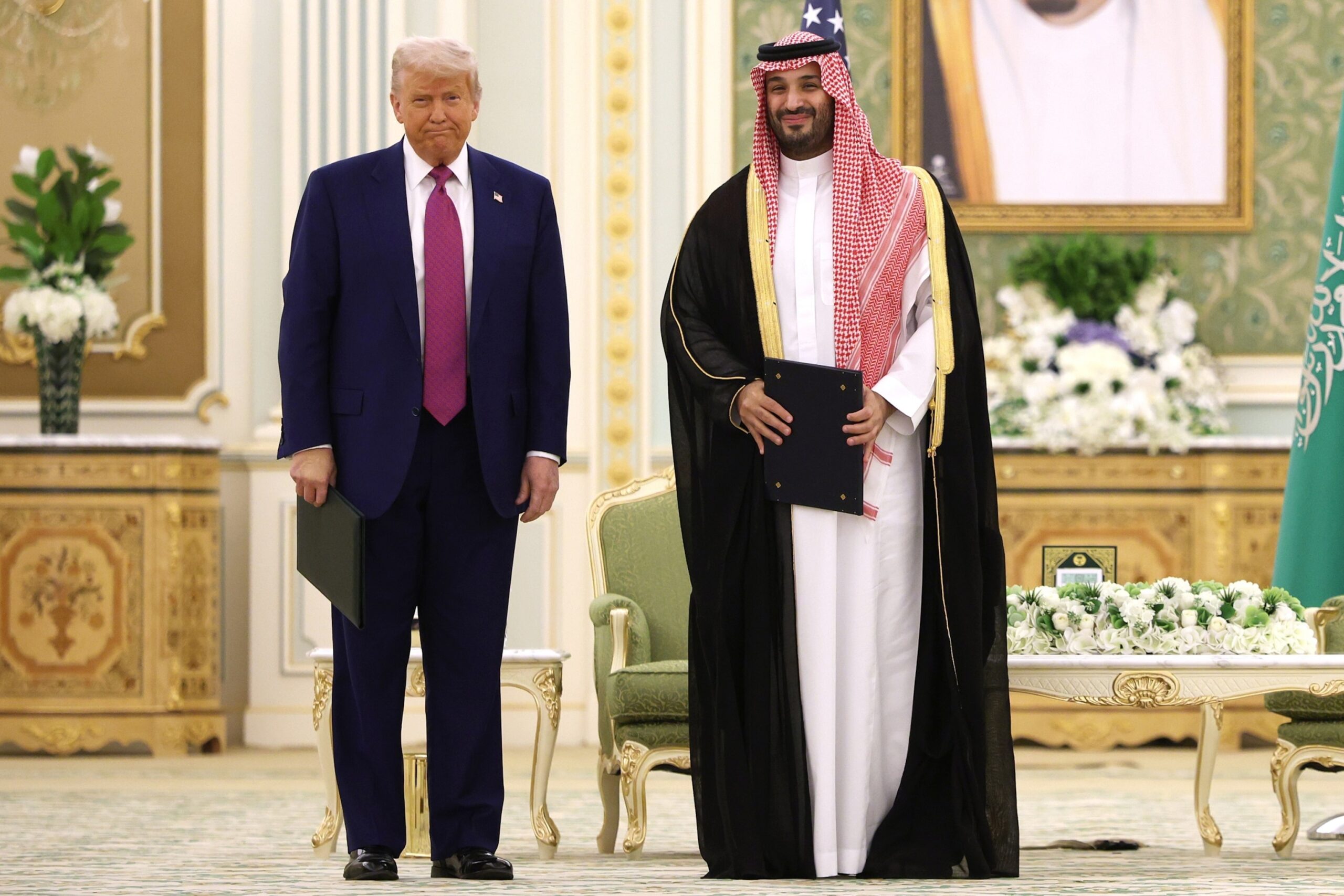 Trump greets Saudi crown prince at lavish reception on first visit since Khashoggi murder